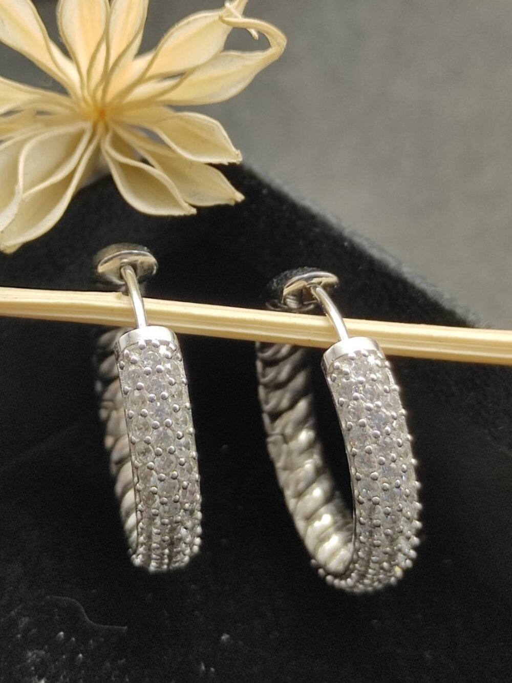 David Yurman 925 Silver Earrings with Original Pouch